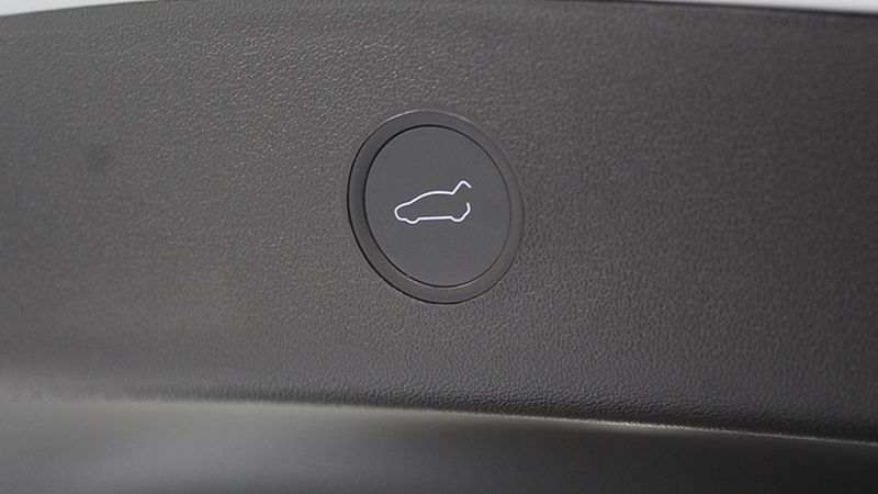 Tesla Model 3 • 2021 • 44,978 km 20