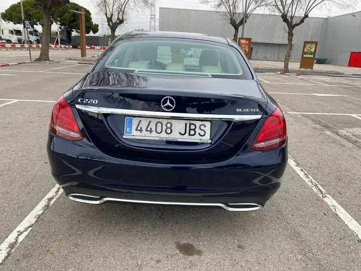 Mercedes-Benz C • 2014 • 39,400 km 3
