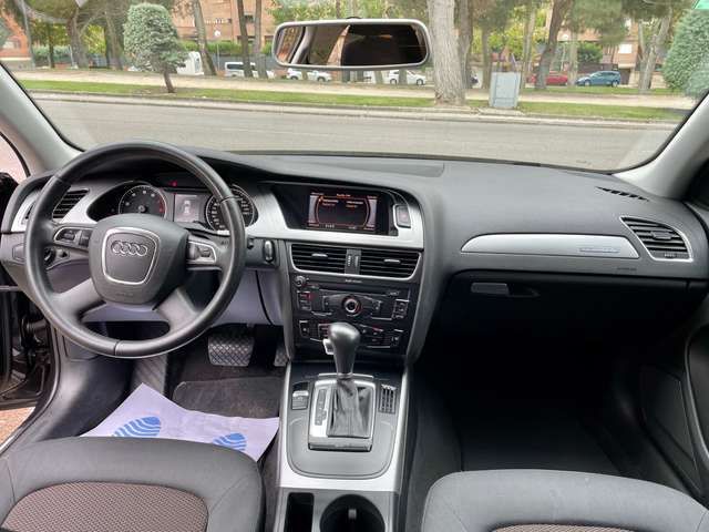 Audi A4 Allroad • 2011 • 179,980 km 2