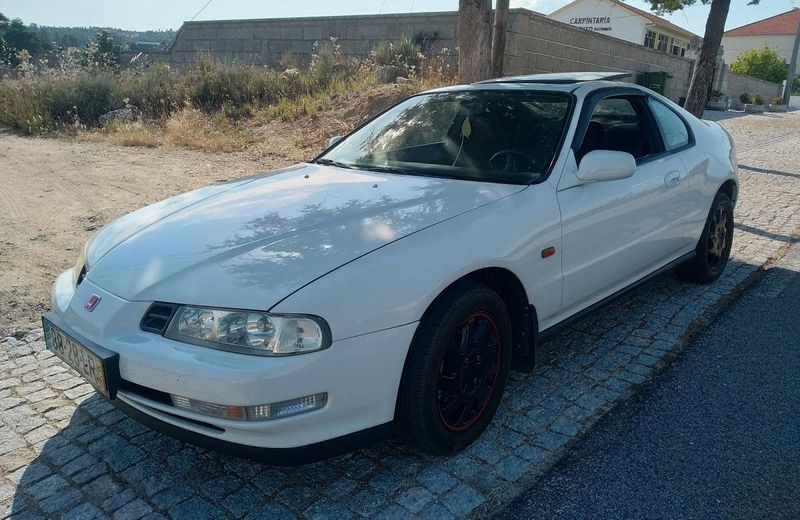 Honda Prelude • 1997 • 170,000 km 3