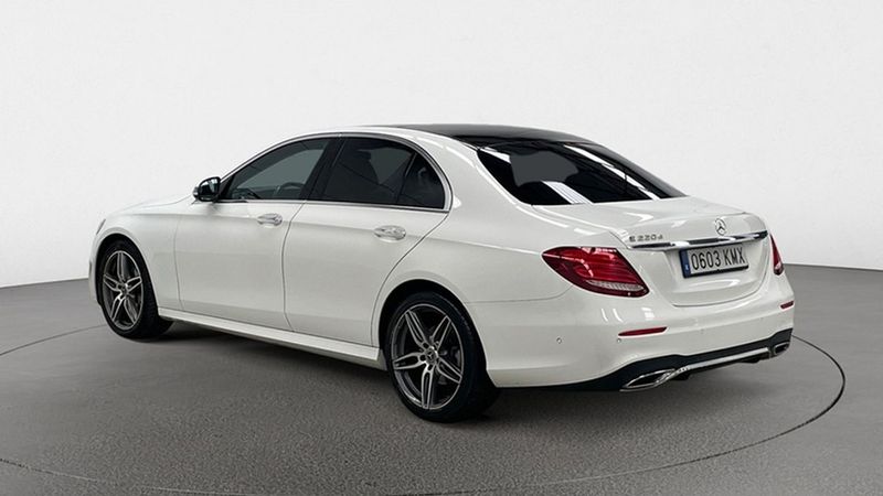 Mercedes-Benz E • 2018 • 142,000 km 4