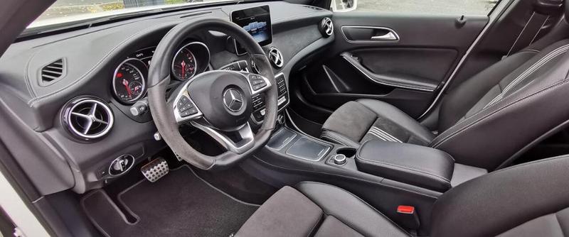Mercedes-Benz CLA • 2018 • 29,300 km 3