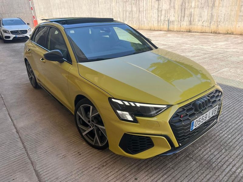 Audi A3 • 2020 • 27,000 km 1