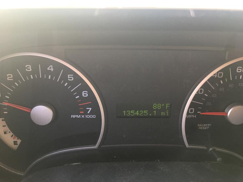 Ford Explorer • 2007 • 135,000 km 4