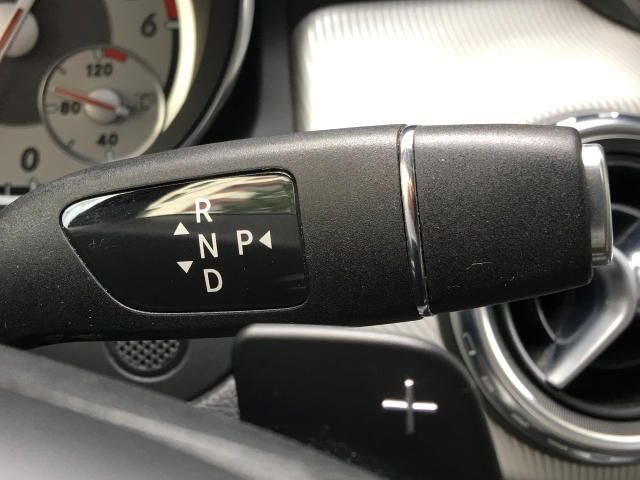 Mercedes-Benz GLA • 2014 • 110,000 km 4