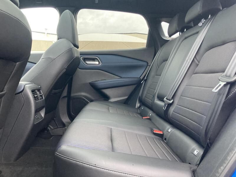 Nissan Qashqai • 2022 • 91,972 km 18