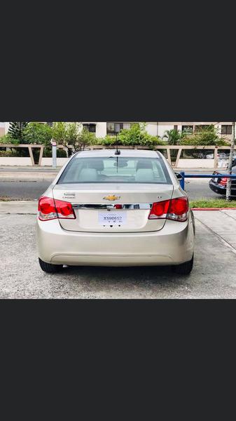 Chevrolet Cruze • 2015 • 92,000 km 3