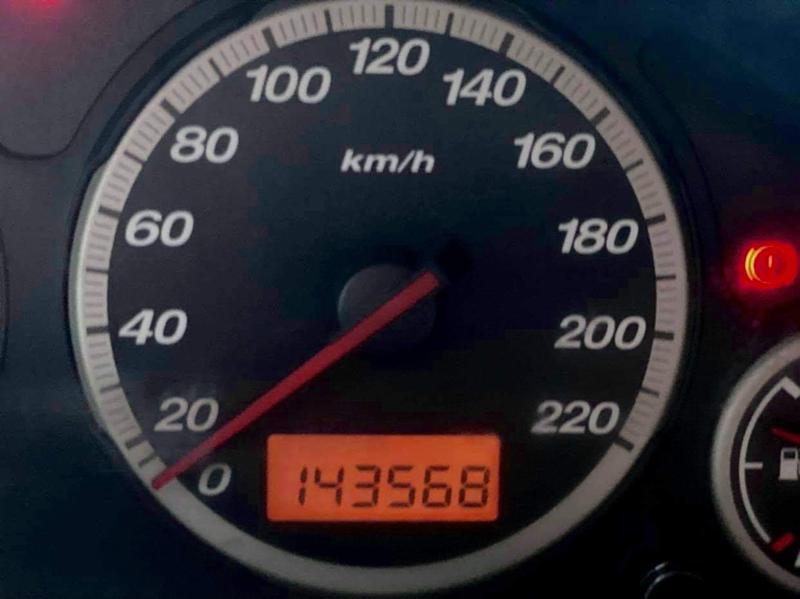 Honda CR-V • 2002 • 145,000 km 3