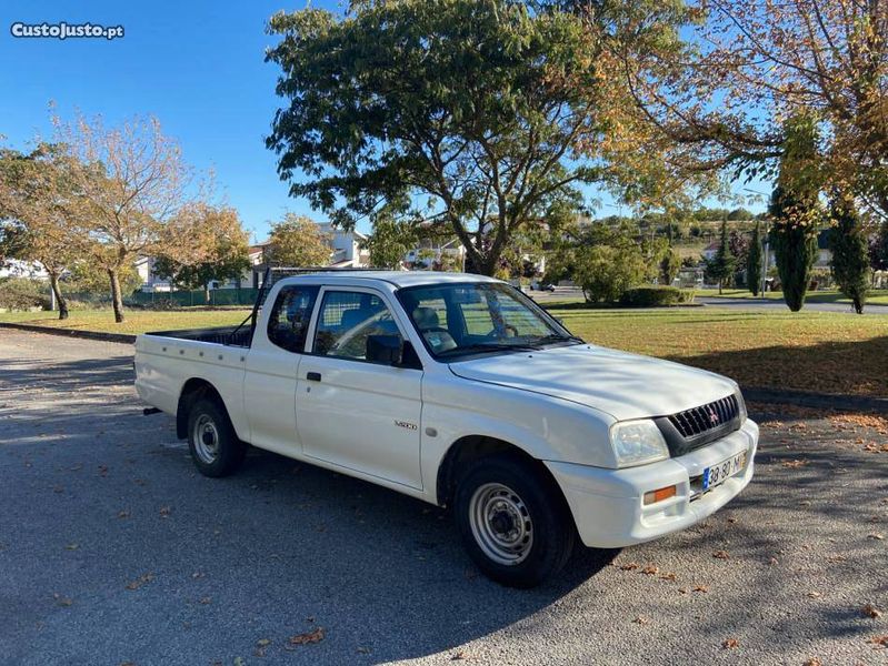 Mitsubishi L200 • 1998 • 200,000 km 3