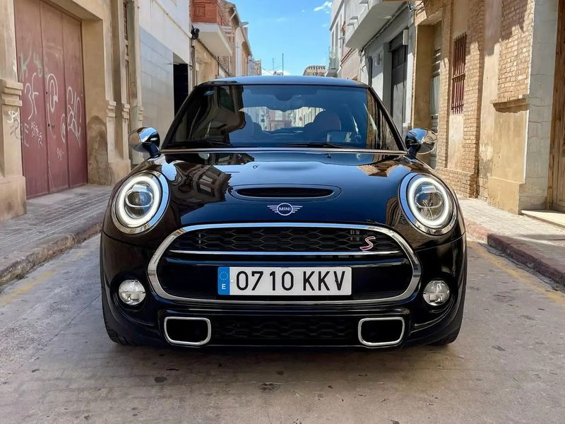 MINI Cooper S • 2018 • 70,000 km 1