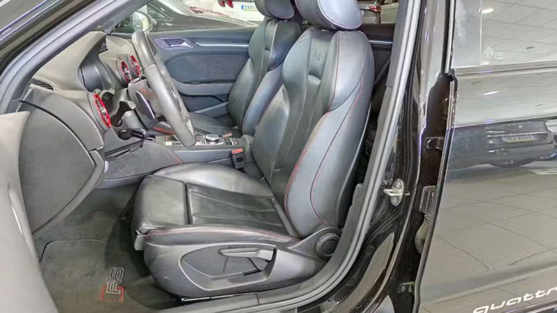 Audi RS 3 • 2019 • 102,216 km 15