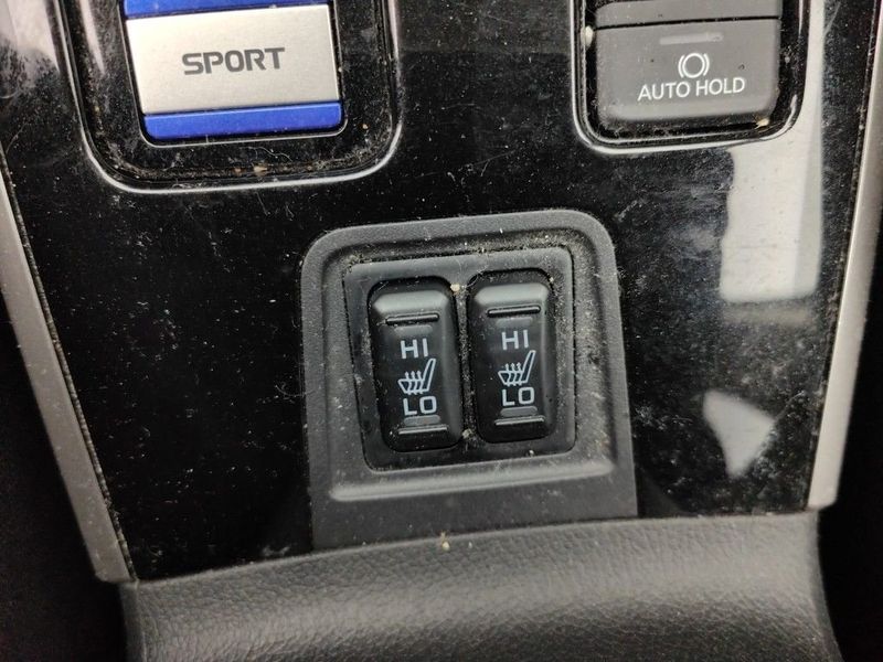 Mitsubishi Outlander • 2021 • 19,700 km 2