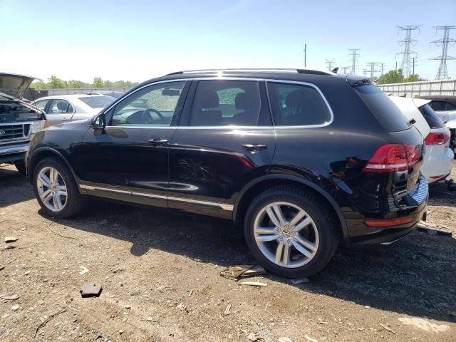 Volkswagen Touareg • 2014 • 10,000 mi 4