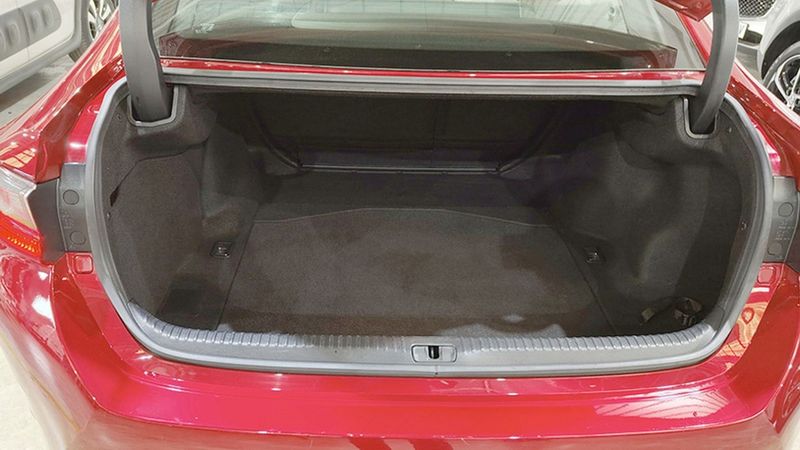 Lexus RC • 2017 • 53,232 km 9