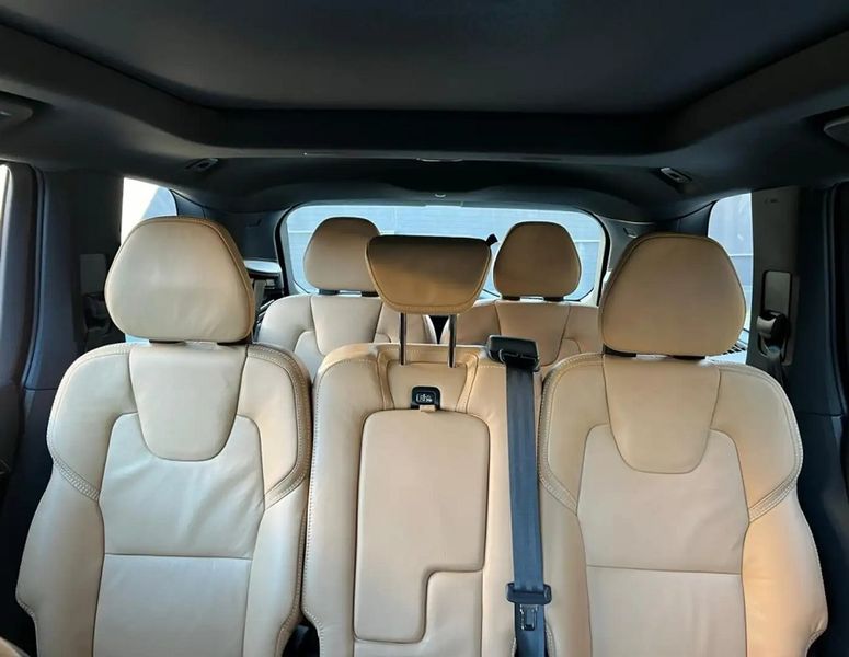 Volvo XC90 • 2019 • 128,000 km 9
