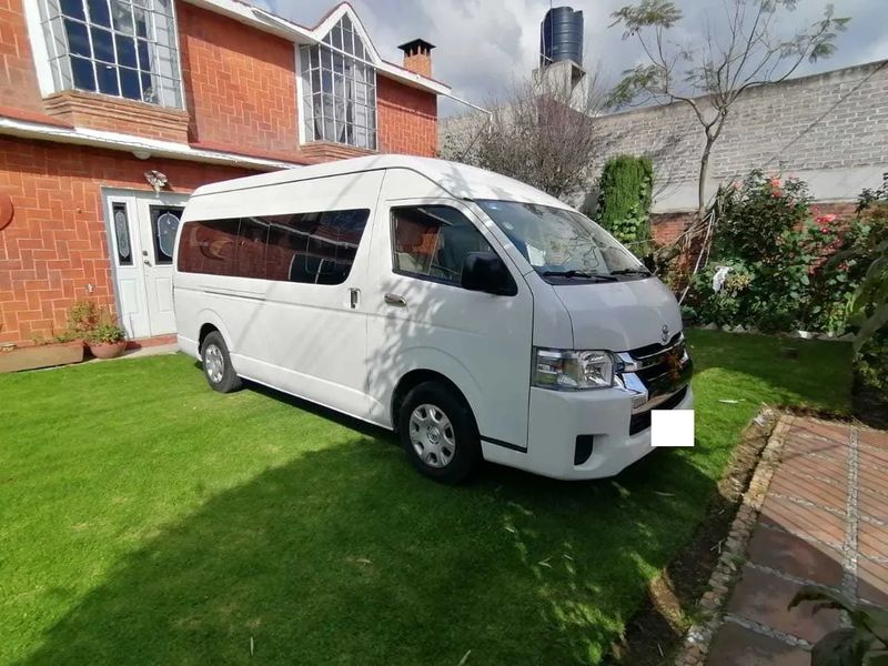 Toyota Hiace • 2019 • 24,000 km 1