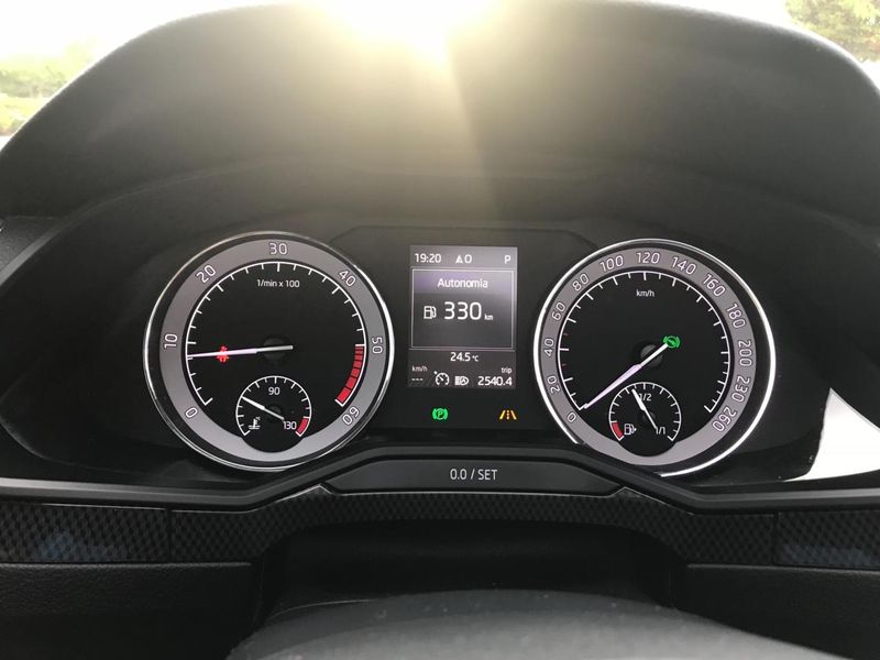 Škoda Superb Combi • 2017 • 132,000 km 8