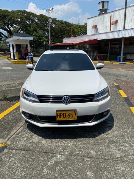 Volkswagen Jetta • 2014 • 58,000 km 1