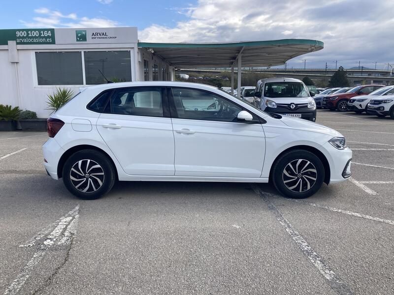 Volkswagen Polo • 2022 • 24,689 km 6