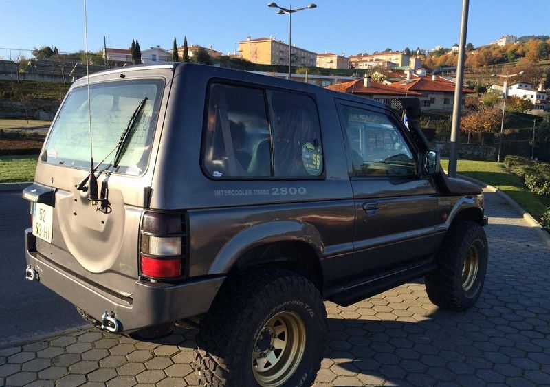 Mitsubishi Pajero • 1996 • 180,000 km 2