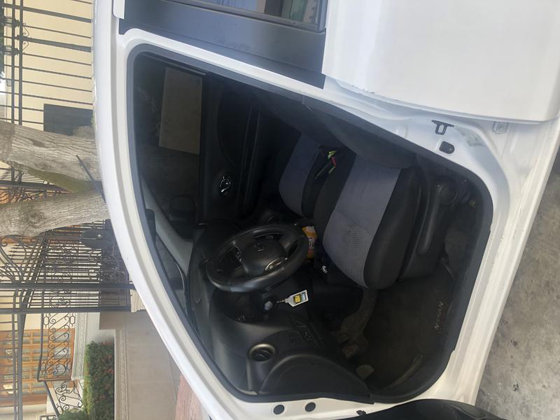 Nissan March • 2014 • 79,000 km 11