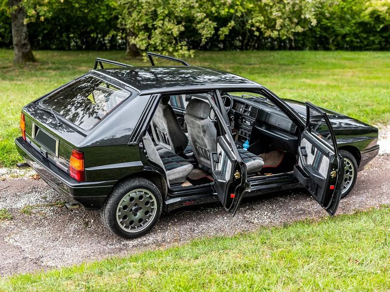 Oldsmobile LSS • 1990 • 100,500 km 1