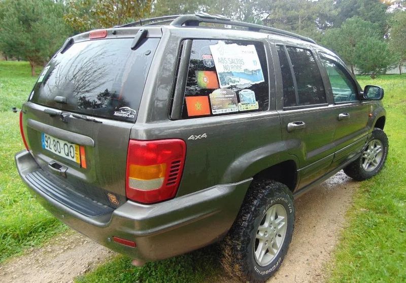 Jeep Grand Cherokee • 2000 • 128,300 km 1