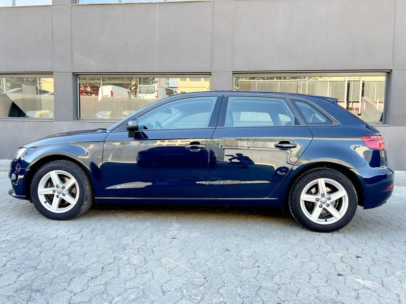 Audi A3 • 2019 • 49,000 km 3