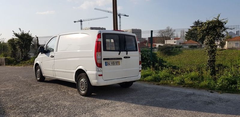 Mercedes-Benz S-Class • 2006 • 190,000 km 2