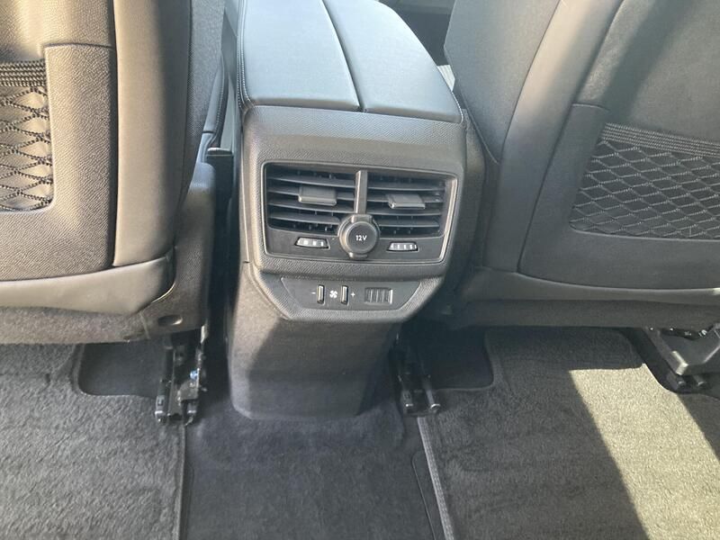 Peugeot 5008 • 2022 • 49,995 km 20