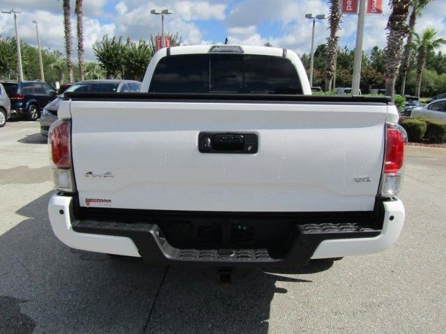 Toyota Tacoma • 2017 • 8,372 km 4