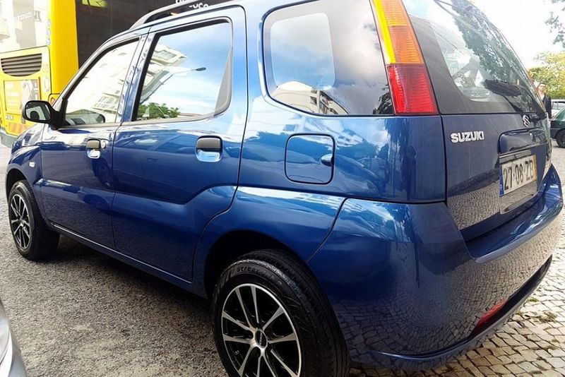 Suzuki Ignis • 2004 • 170,000 km 2