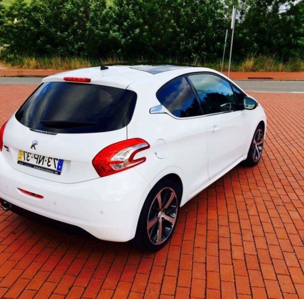 Peugeot 207 SW • 2013 • 83,500 km 3