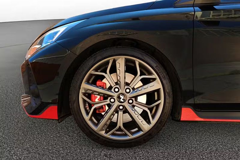 Hyundai i20 • 2022 • 27,428 km 13