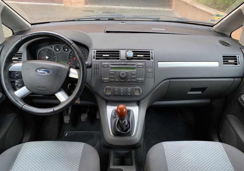 Ford C-Max • 2004 • 399,999 km 3