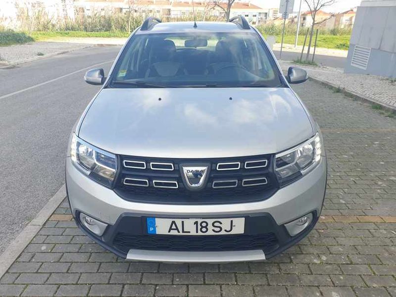 Dacia Sandero • 2017 • 61,000 km 1