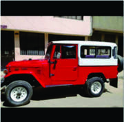 Toyota Land Cruiser • 1974 • 8,462 km 5