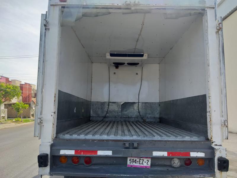 Ford 350 • 2006 • 312,666 km 12