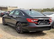 Honda Accord • 2018 • 2,400 km 4