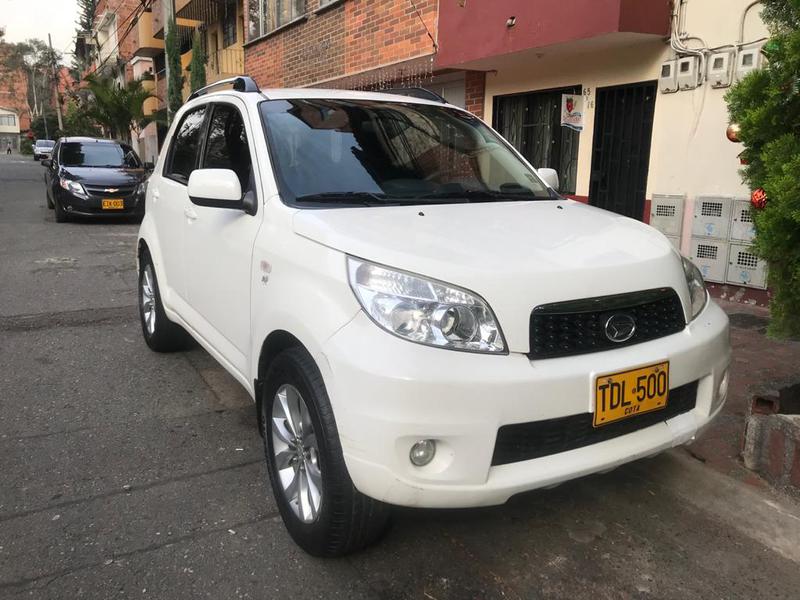 Daihatsu  • 2012 • 195,000 km 8