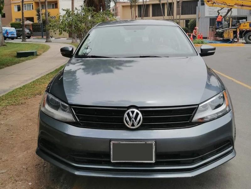 Volkswagen Jetta • 2014 • 77,600 km 2