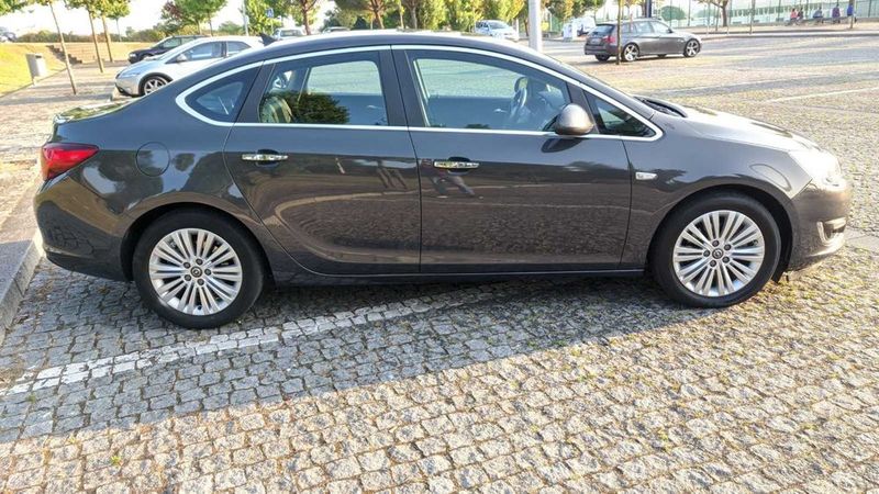 Opel Astra • 2012 • 134,000 km 8