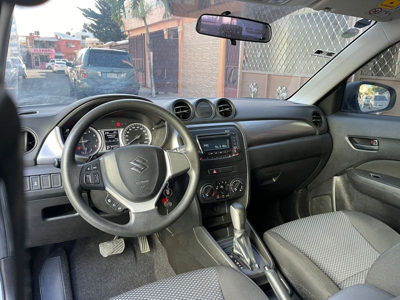 Suzuki Vitara • 2022 • 15,361 km 4
