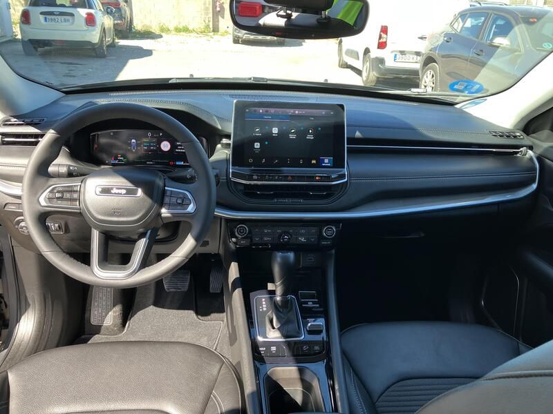 Jeep Compass • 2024 • 30,293 km 7