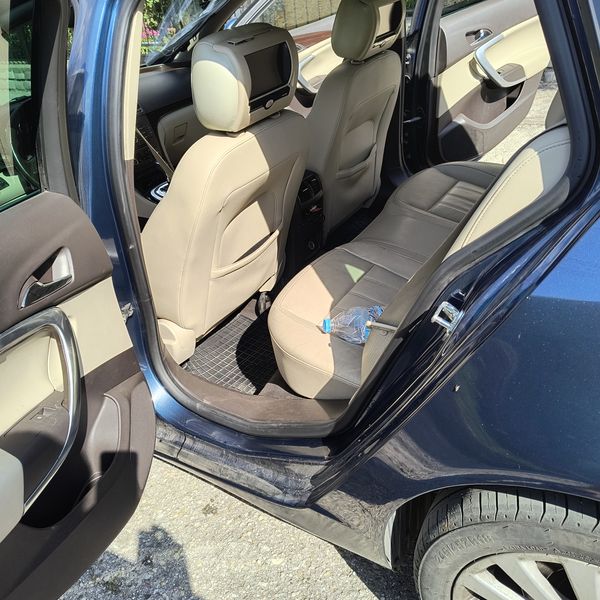 Opel Insignia • 2011 • 162,000 km 18