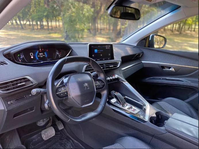 Peugeot 5008 • 2018 • 84,000 km 7