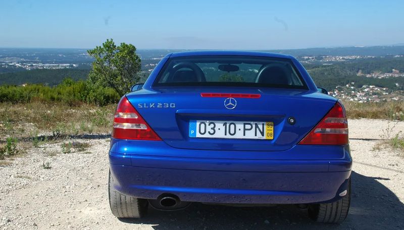 Mercedes-Benz SLK • 1999 • 65,000 km 2