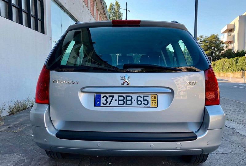 Peugeot 307 • 2005 • 190,000 km 4