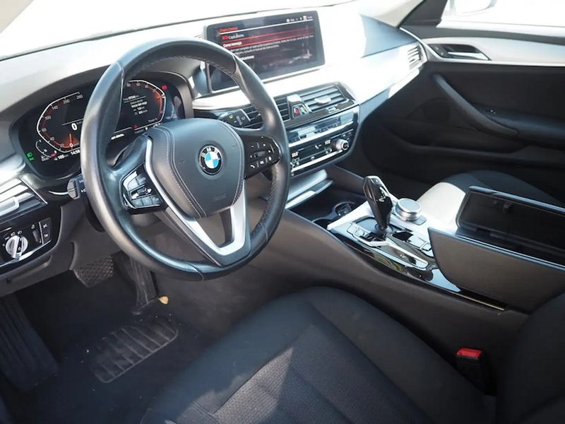 BMW 520D • 2021 • 94,000 km 10