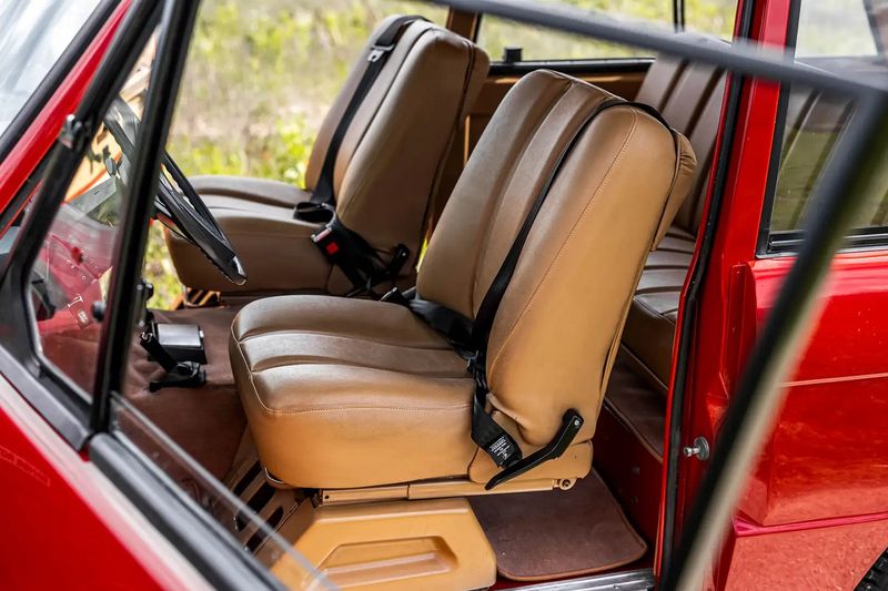 Land Rover Range Rover • 1972 • 47,600 km 8